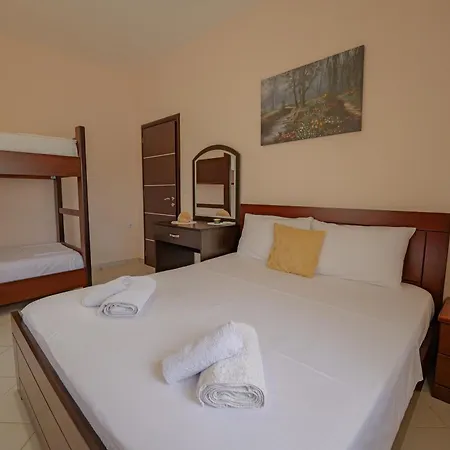 Villa M Cako *